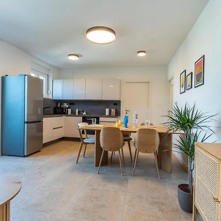 Apartment Luxury 2