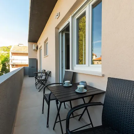 Luxury 2 Apartment