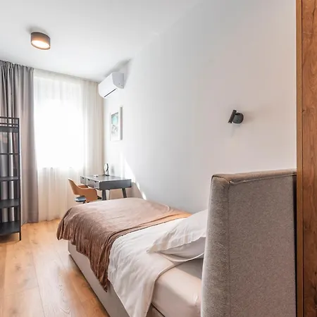 Apartamento Luxury 2 *