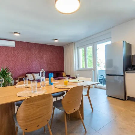 Luxury 2 * 斯普利特