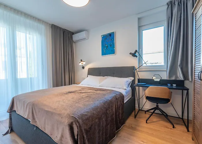 Lägenhet Luxury 2 *